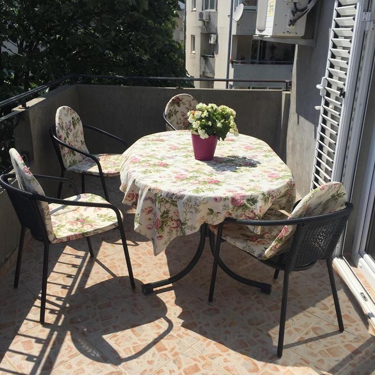Apartments Sim Budva Luaran gambar